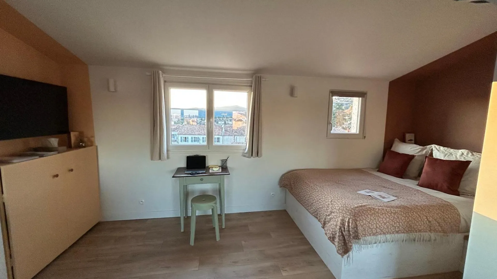 Apartment L'Origan, Studio Sous Les Toits Draguignan